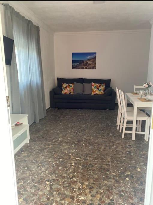 Bonita Casa En Bolonia Apartman Kültér fotó
