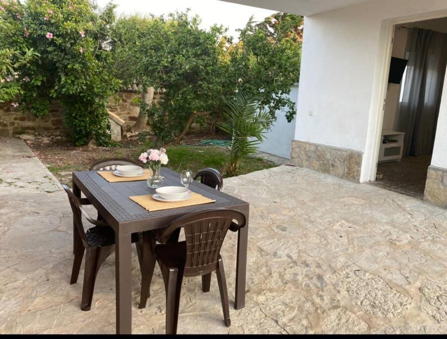 Bonita Casa En Bolonia Apartman Kültér fotó